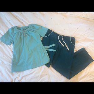 LIKE NEW all natural blue dNh scrub set